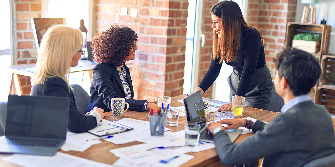 Dicas para Promover uma Cultura de Economia de Energia no Ambiente de Trabalho